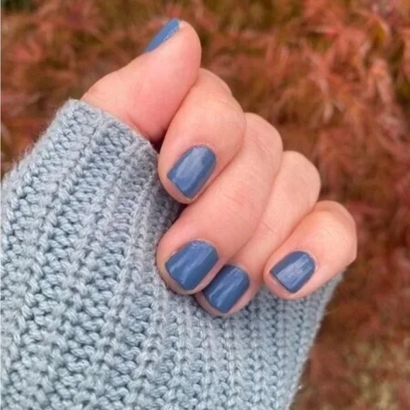 Color Street: Slate of Mind | Blue Gray Fall Winter Solid Crème Cool Muted - Picture 9 of 13